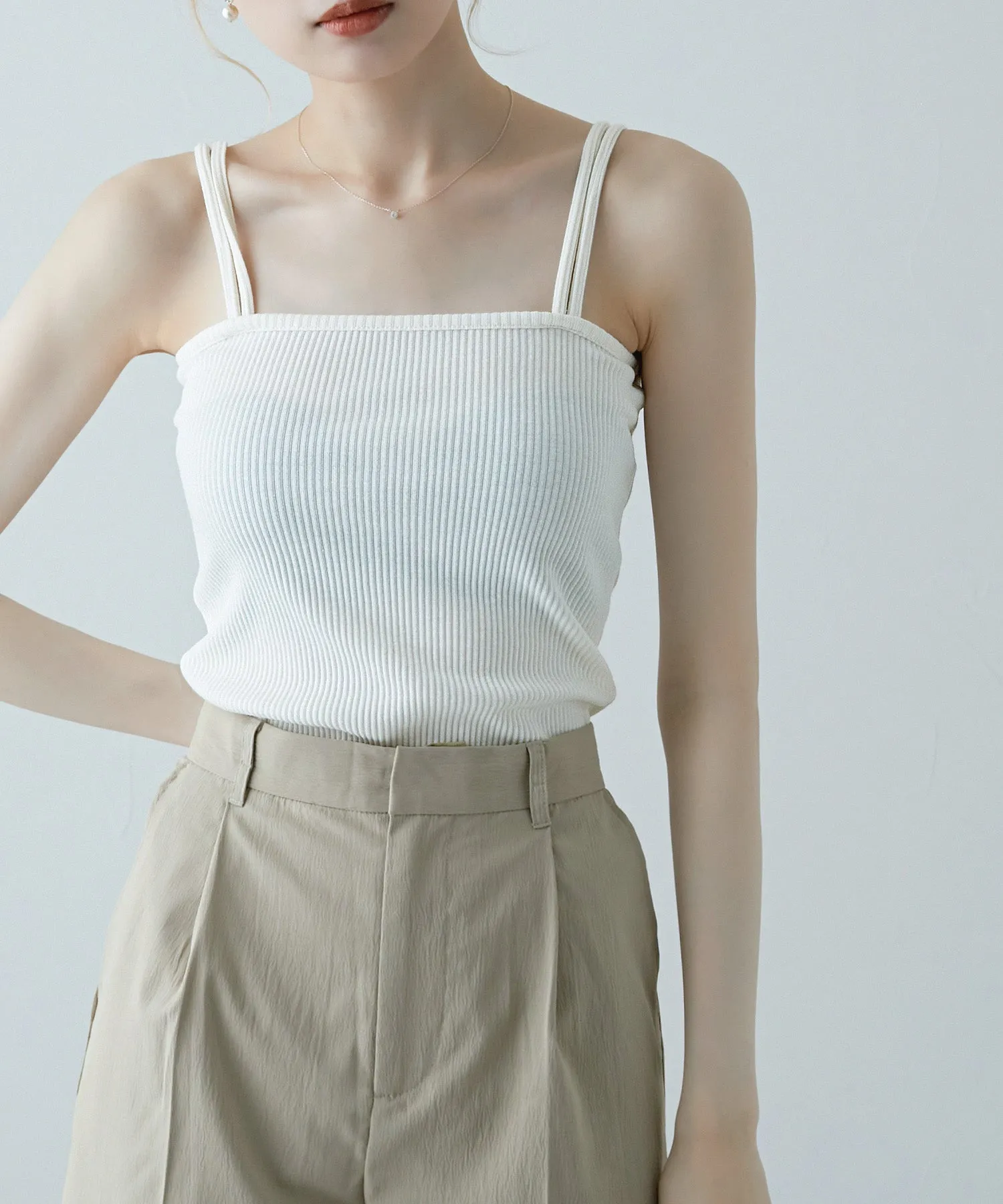 Cropped tops & camisole