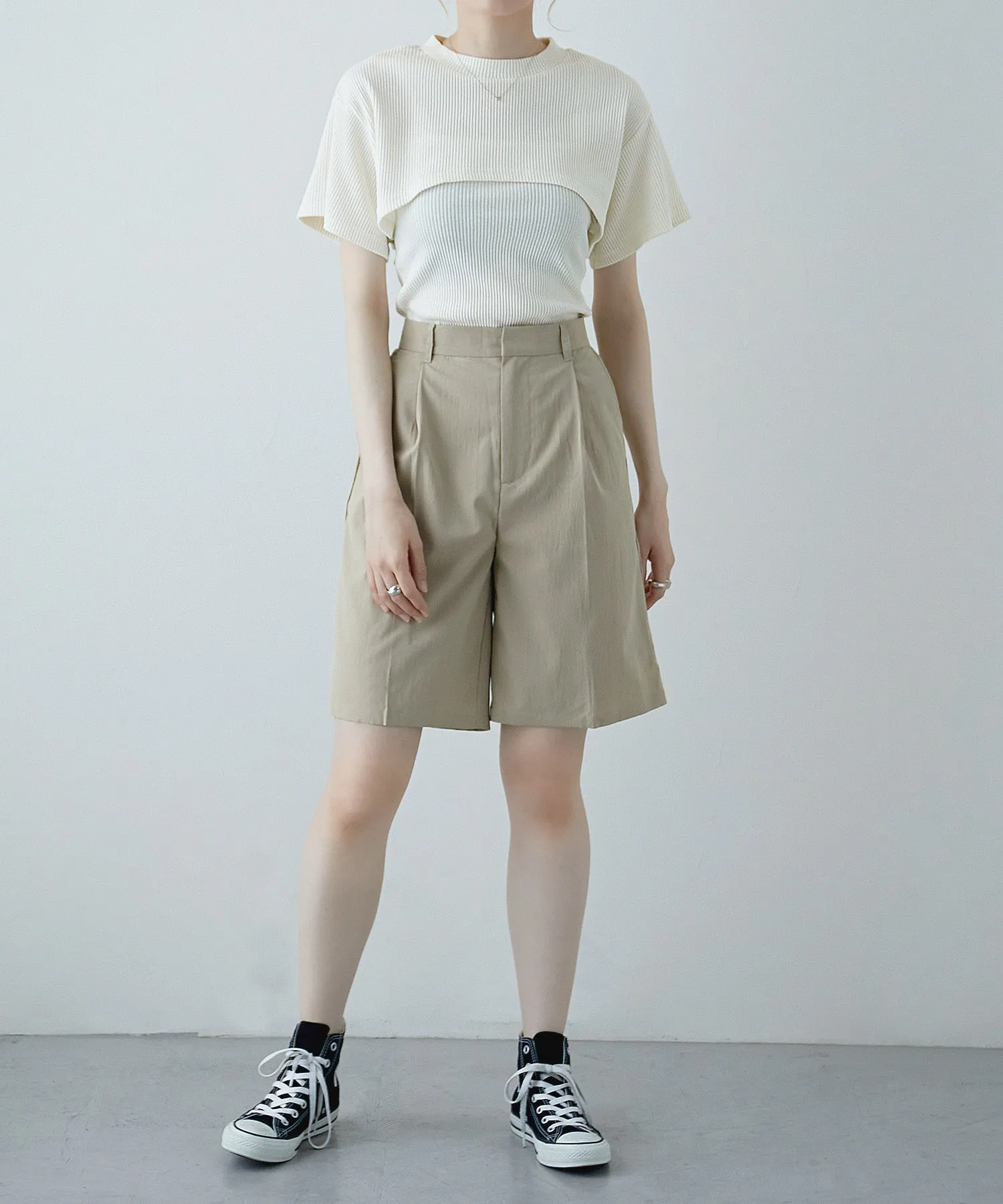 Cropped tops & camisole