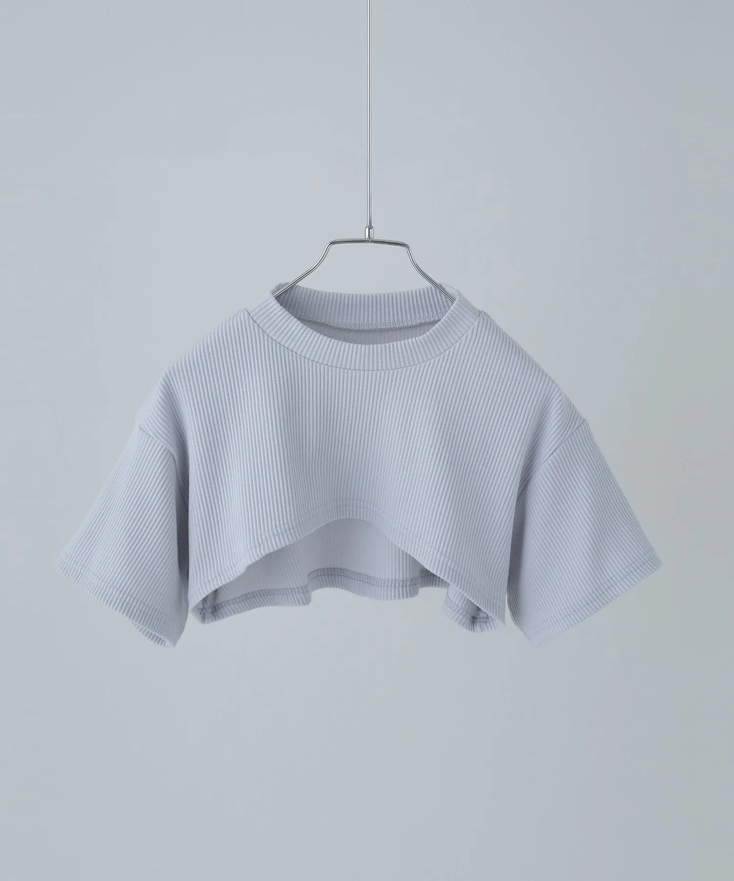 Cropped tops & camisole