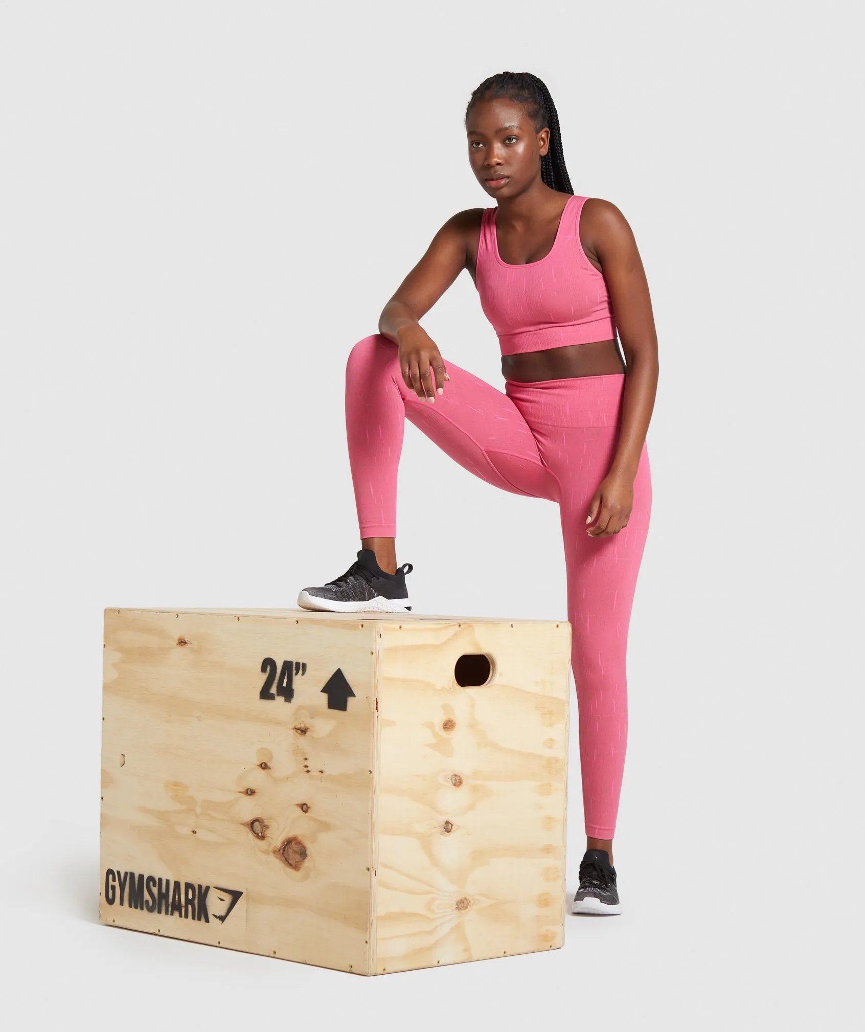 Gymshark Illumination Seamless Sports Bra - Pink/Pink