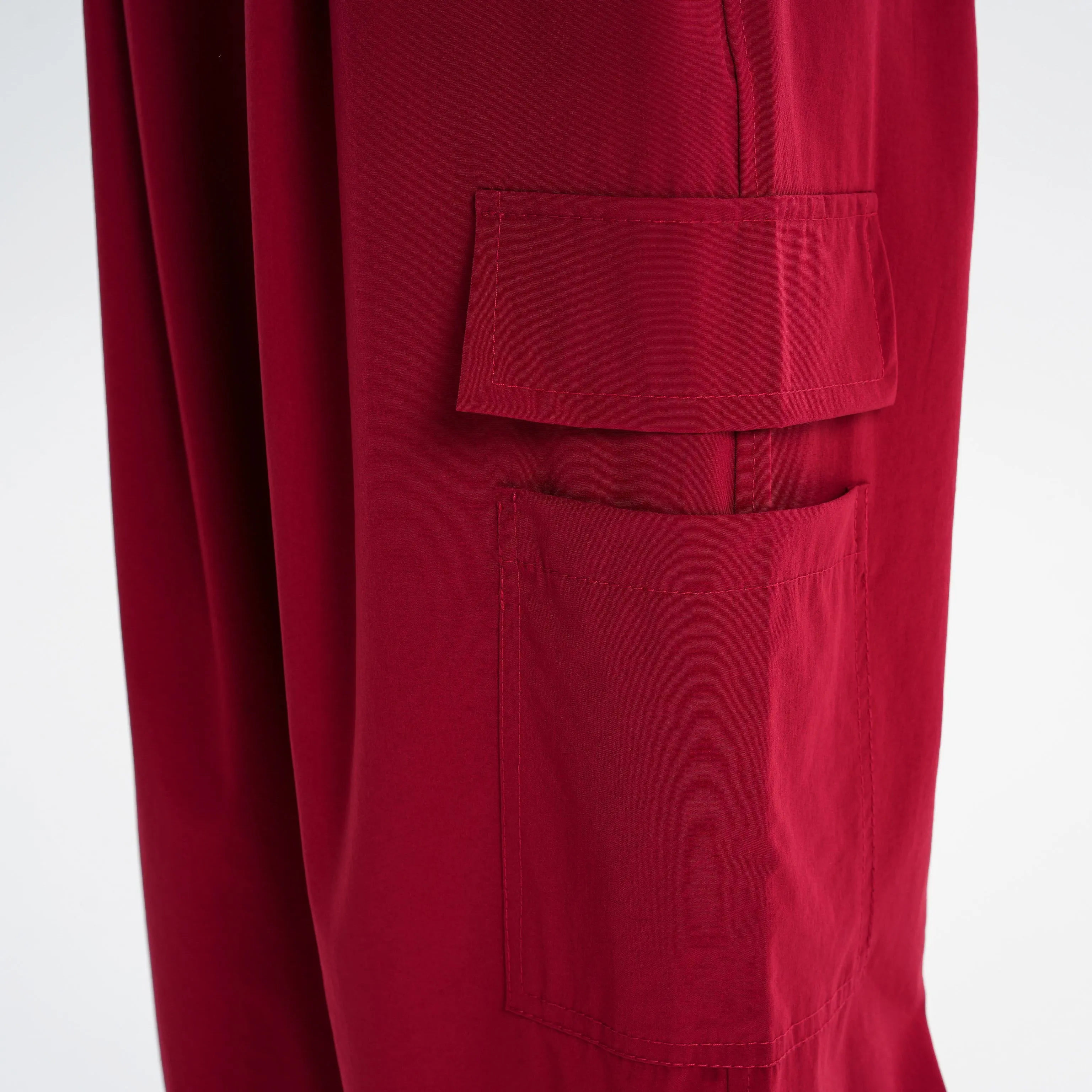 Silky High-Waisted Loose Fit Tapered Sports Thin Casual Quick-Drying Pants