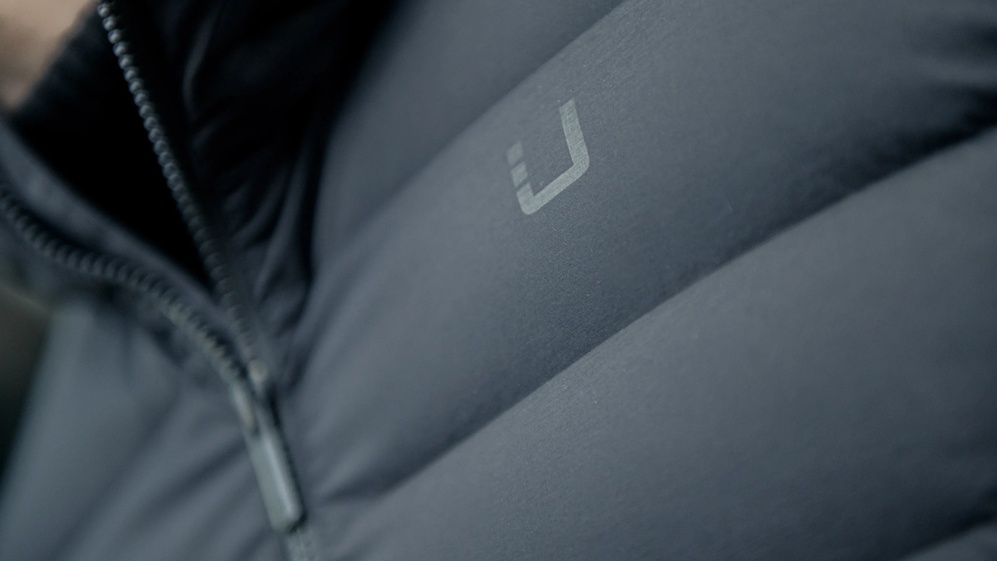 SONIC™ DELTA HOODED JACKET