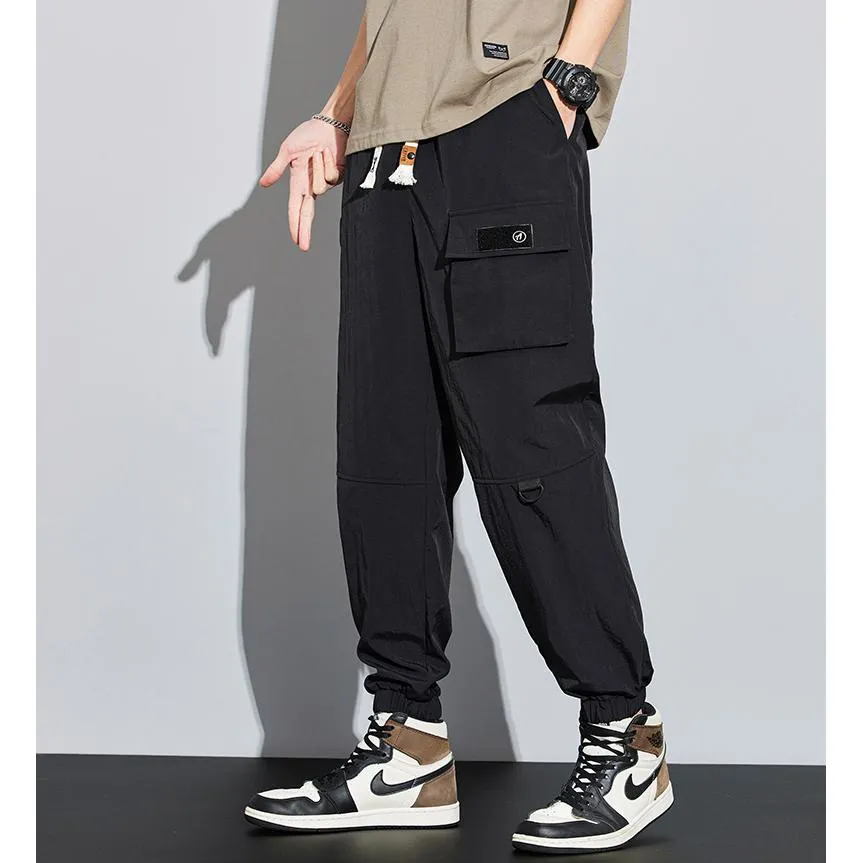 Tapered Elasticity Multi-Pocket Zipper Cargo Pants