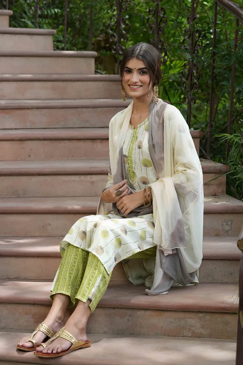 Women Green Rayon Printed Kurta Set